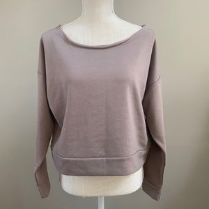 Entro Mocha Sweatshirt *NWT Size Small